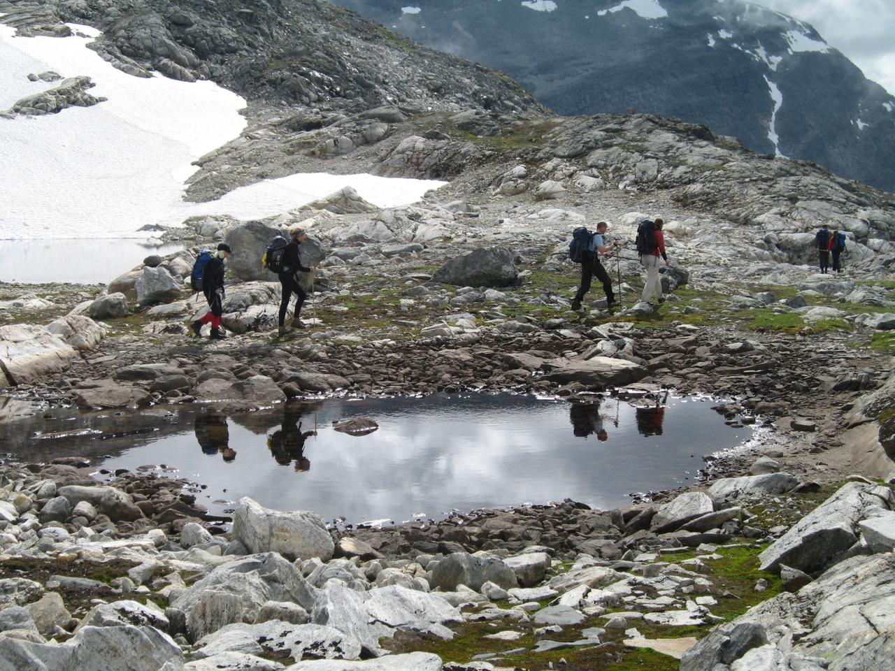 Speiling i fjellvann